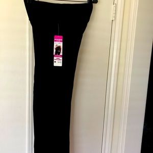 NYGARD pants.Exclusive slim curve technology.